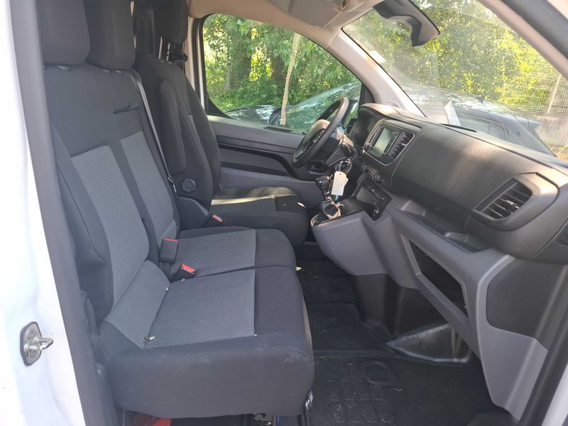 Peugeot Expert 2.0 Blue-HDi Asphalt L3 2022 – снимка 10
