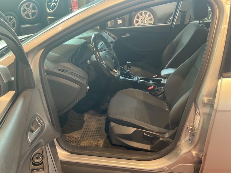 Ford Focus 1.0 EcoBoost Business 2018 – снимка 3