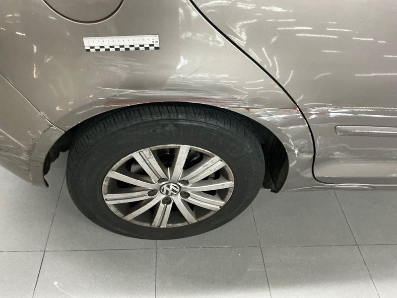 Volkswagen Golf VI Plus 1.6 TDI Comfortline BlueMotion Tech 2011 – снимка 22