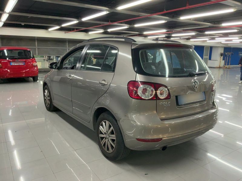 Volkswagen Golf VI Plus 1.6 TDI Comfortline BlueMotion Tech 2011 – снимка 6