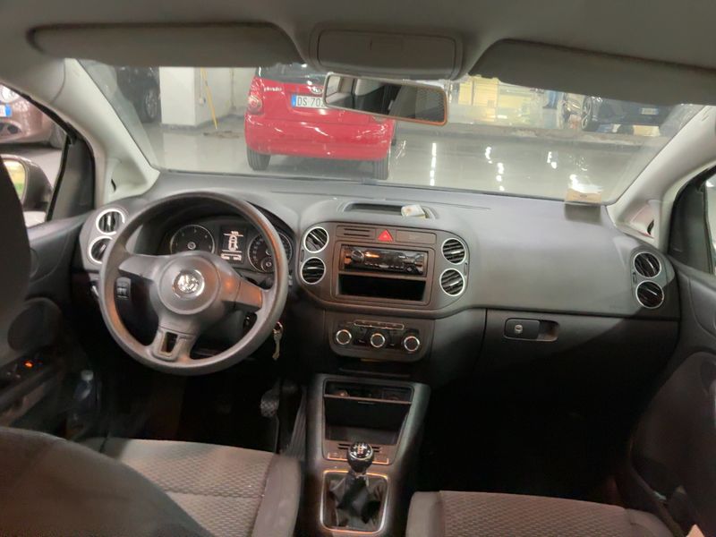 Volkswagen Golf VI Plus 1.6 TDI Comfortline BlueMotion Tech 2011 – снимка 17