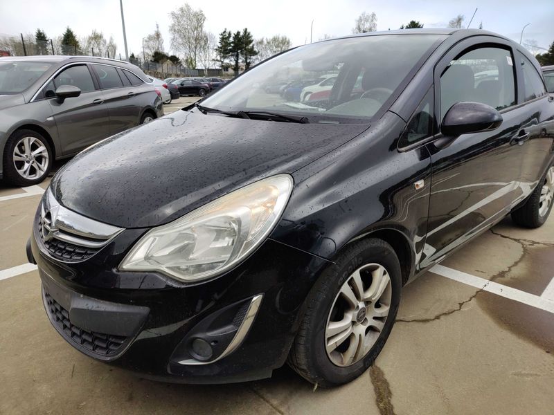 Opel Corsa 1.2 Color Edition 2011 – снимка 2