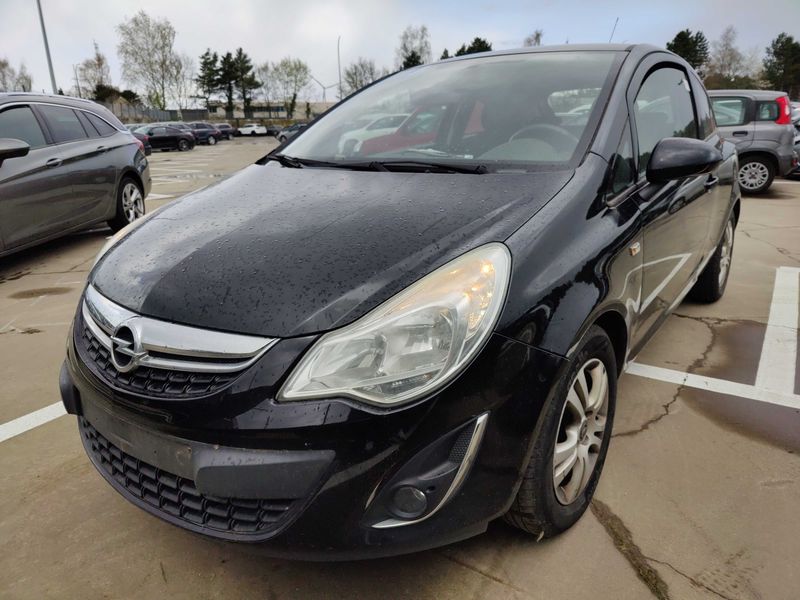 Opel Corsa 1.2 Color Edition 2011 – снимка 1