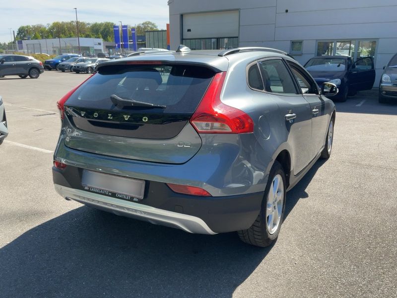 Volvo V40 Cross Country 2.0 D2 2017 – снимка 8