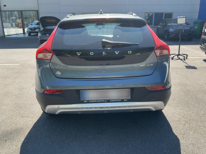 Volvo V40 Cross Country 2.0 D2 2017 – снимка 7