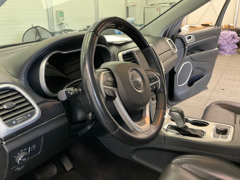 Jeep Grand Cherokee 3.0 CRD Summit 2018 – снимка 31