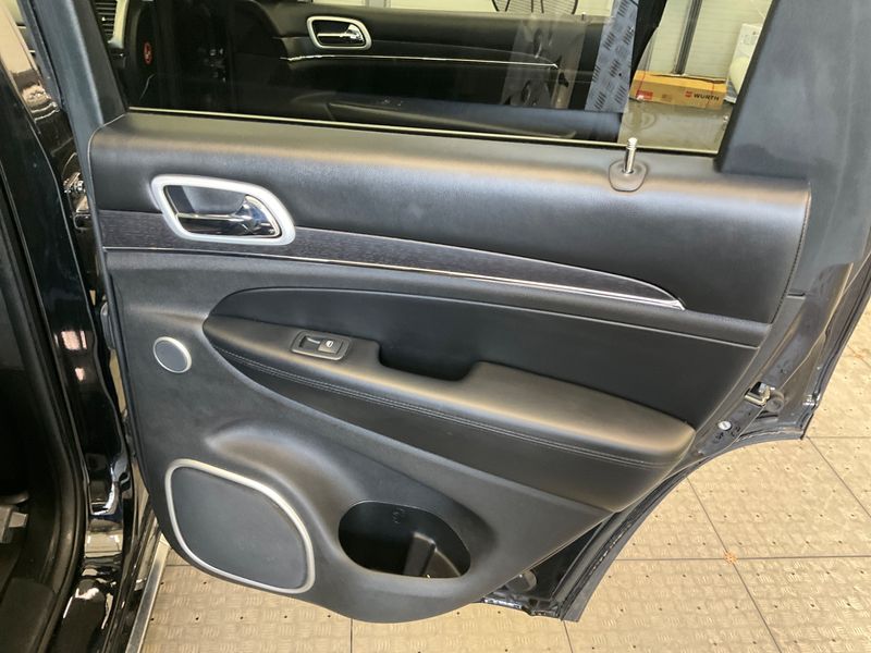 Jeep Grand Cherokee 3.0 CRD Summit 2018 – снимка 35