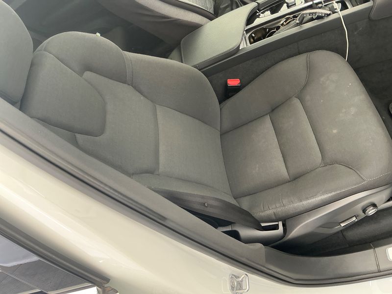 Volvo XC90 2.0 D5 Momentum AWD 2018 – снимка 29
