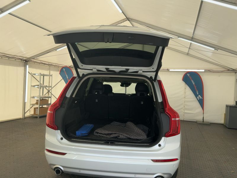 Volvo XC90 2.0 D5 Momentum AWD 2018 – снимка 16