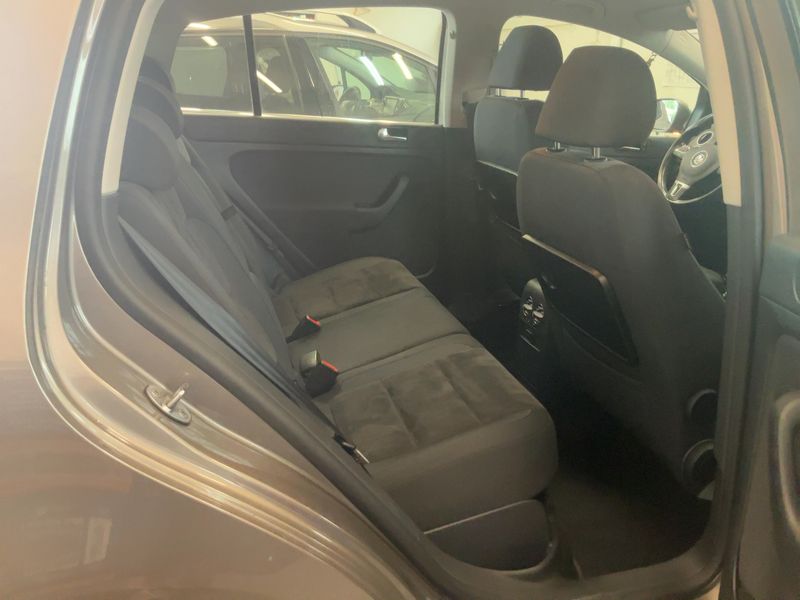 Volkswagen Golf VI Plus 1.4 TSI Highline 2013 – снимка 19