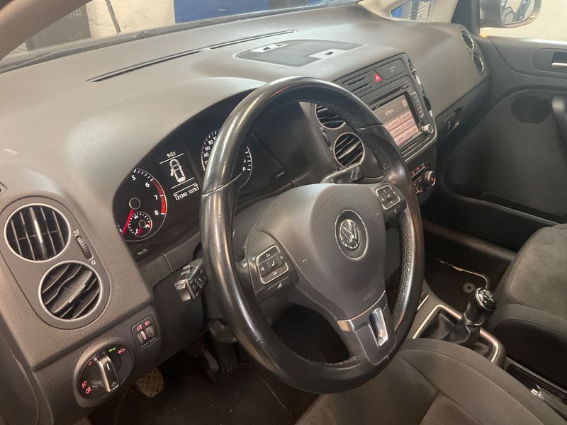 Volkswagen Golf VI Plus 1.4 TSI Highline 2013 – снимка 25