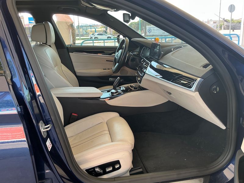 BMW 5er 530d M Sport 2017 – снимка 11