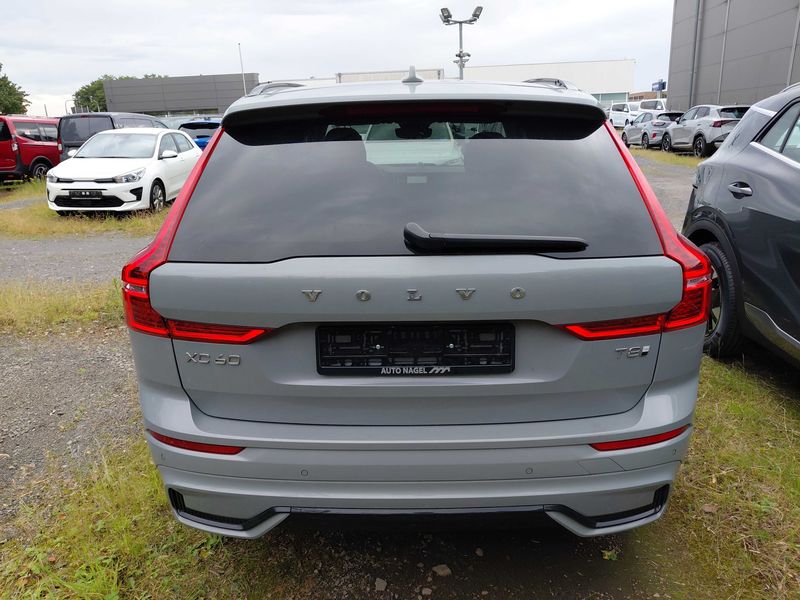 Volvo XC60 2.0 T6 Recharge Plug-in Hybrid Ultra Dark AWD 2025 – снимка 4