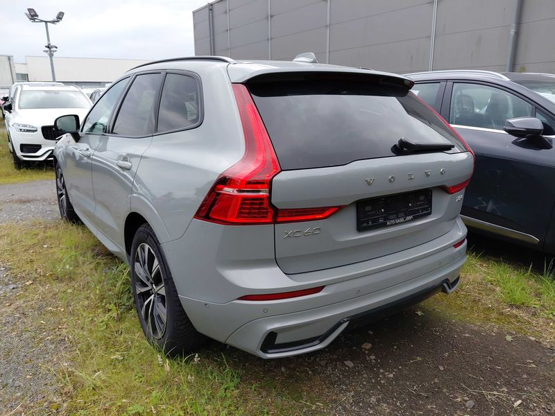 Volvo XC60 2.0 T6 Recharge Plug-in Hybrid Ultra Dark AWD 2025 – снимка 3