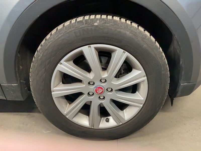 Jaguar E-Pace D150 Basis 2019 – снимка 11
