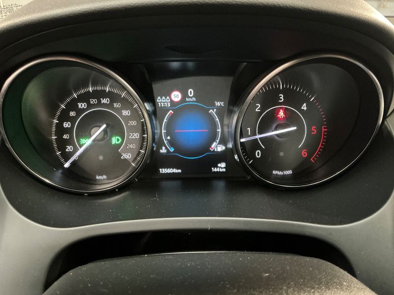 Jaguar E-Pace D150 Basis 2019 – снимка 18