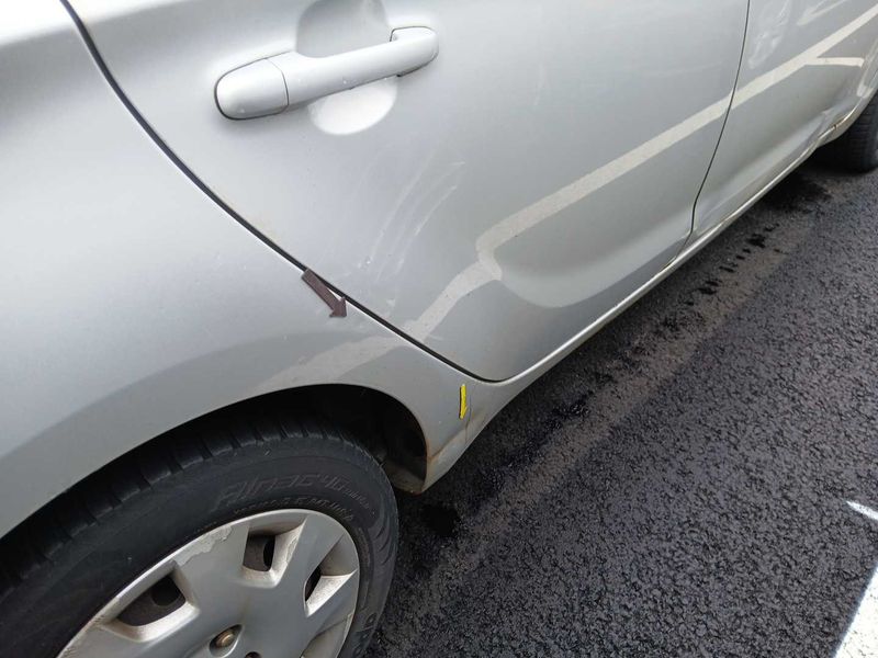 Hyundai i20 1.1 CRDi 5 Star Edition 2013 – снимка 22