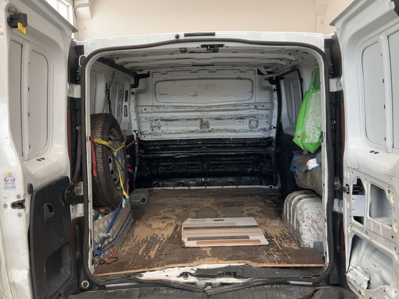 Renault Trafic 1.6 dCi Energy L1H1 2,9t Komfort 2017 – снимка 15