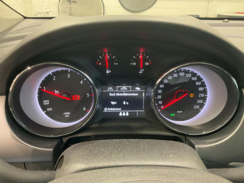 Opel Astra 1.6 CDTI DPF Business Start/Stop 2018 – снимка 18