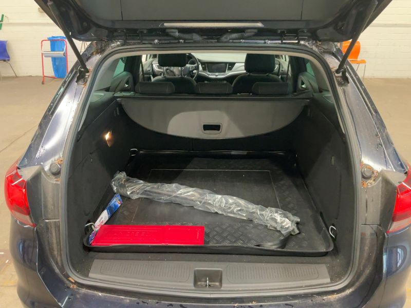 Opel Astra 1.6 CDTI DPF Business Start/Stop 2018 – снимка 15