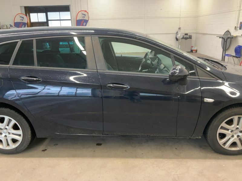 Opel Astra 1.6 CDTI DPF Business Start/Stop 2018 – снимка 10