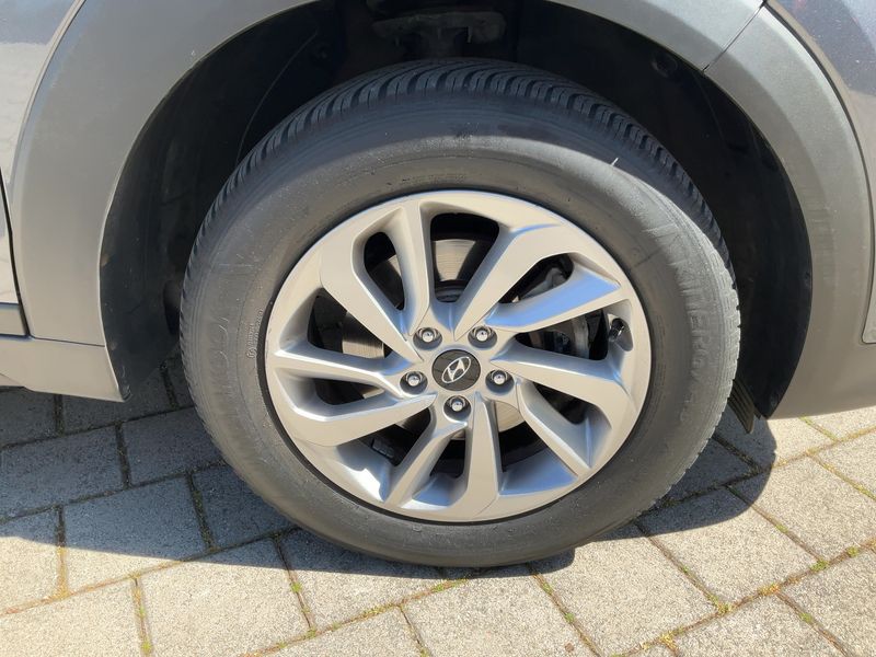 Hyundai Tucson 1.6 TGDI Intro Edition 2WD 2016 – снимка 11