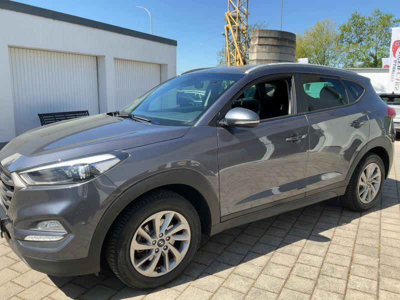 Hyundai Tucson 1.6 TGDI Intro Edition 2WD 2016 – снимка 2