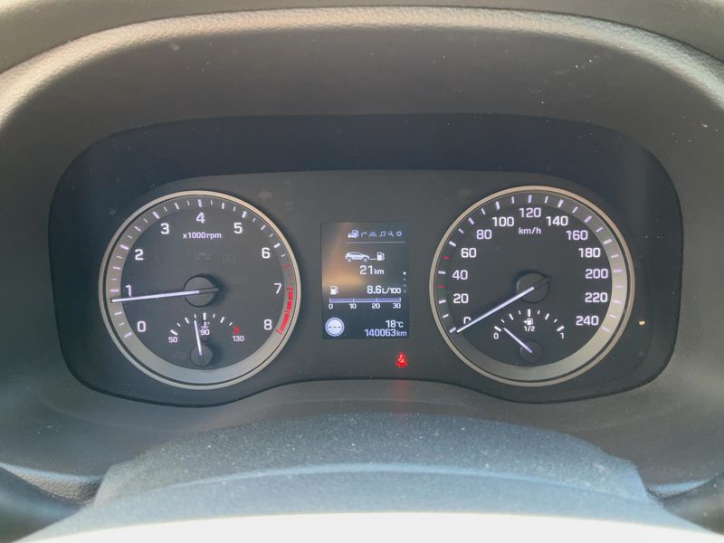 Hyundai Tucson 1.6 TGDI Intro Edition 2WD 2016 – снимка 18