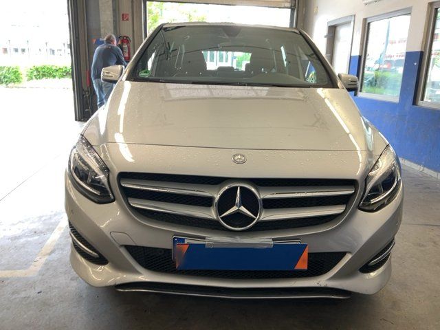 Mercedes-Benz B-Klasse B 160 Urban 2016 – снимка 14