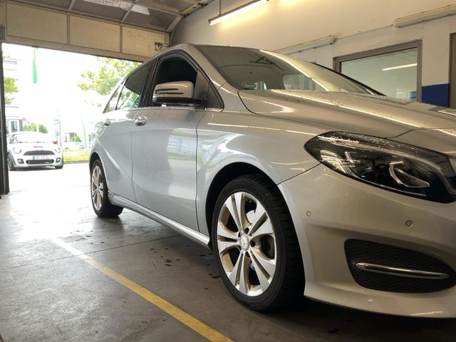 Mercedes-Benz B-Klasse B 160 Urban 2016 – снимка 12
