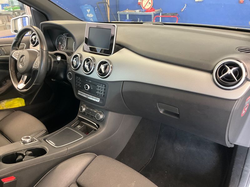 Mercedes-Benz B-Klasse B 160 Urban 2016 – снимка 29