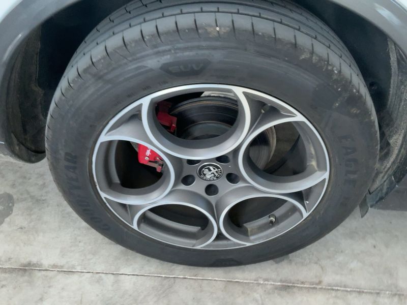 Alfa Romeo Stelvio 2.2 JTDM Ti Q4 2022 – снимка 9