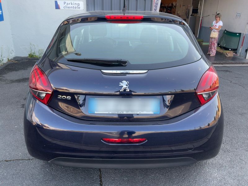 Peugeot 208 1.5 Blue-HDi Active 2018 – снимка 7