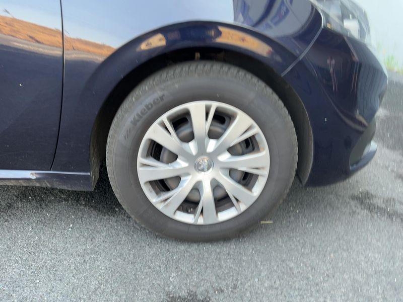 Peugeot 208 1.5 Blue-HDi Active 2018 – снимка 11