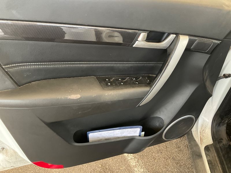 Chevrolet Captiva 2.2 Diesel D LT 2WD 2013 – снимка 33