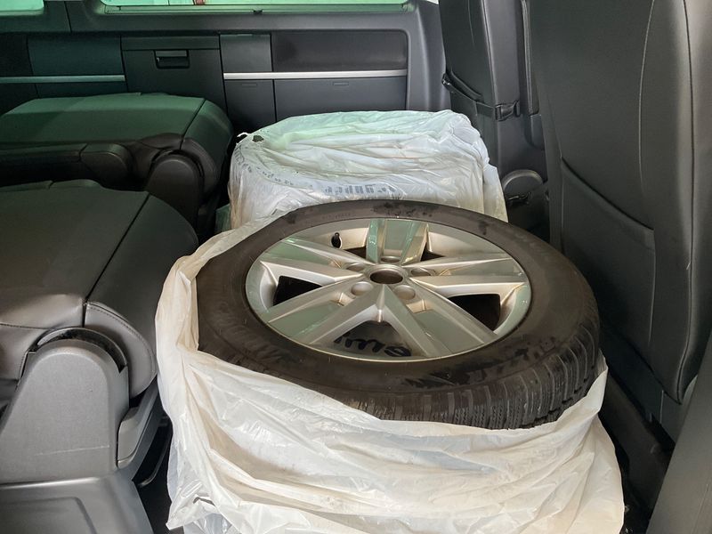 Volkswagen T6 Multivan 2.0 TDI Generation Six 2016 – снимка 15