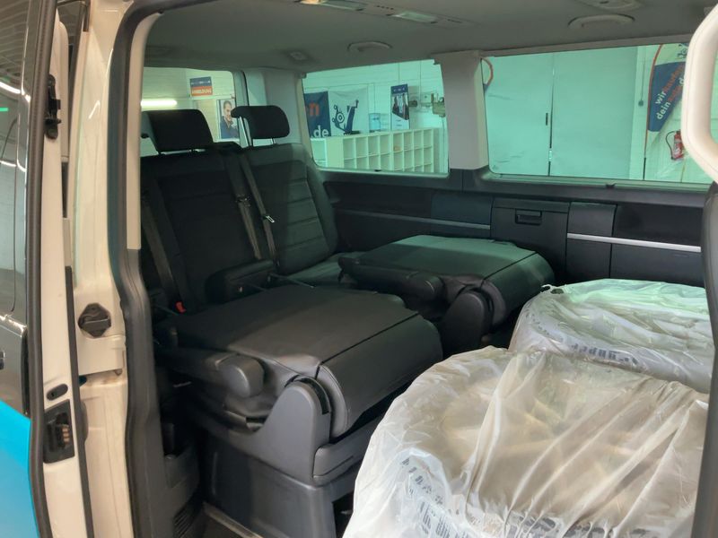 Volkswagen T6 Multivan 2.0 TDI Generation Six 2016 – снимка 20
