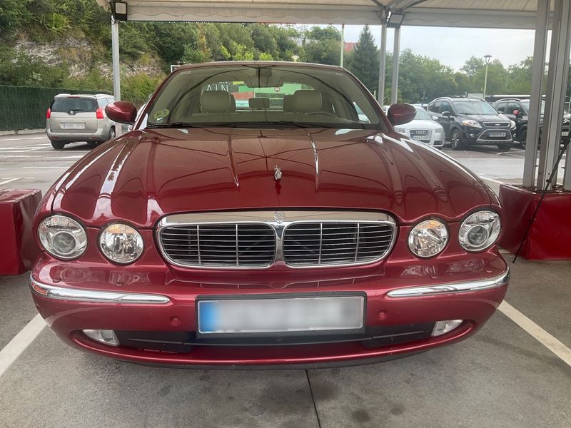 Jaguar XJ 2.7 D V6 Executive 2007 – снимка 14