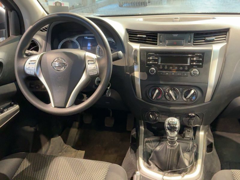 Nissan NP300 Pick-up 2.3 dCi Visia Double Cab 4x4 2021 – снимка 17