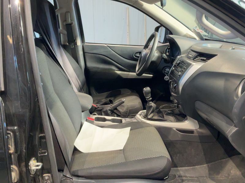 Nissan NP300 Pick-up 2.3 dCi Visia Double Cab 4x4 2021 – снимка 16