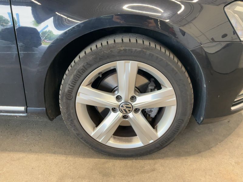Volkswagen Passat 2.0 TDI Business Edition BlueMotion Tech 2014 – снимка 11