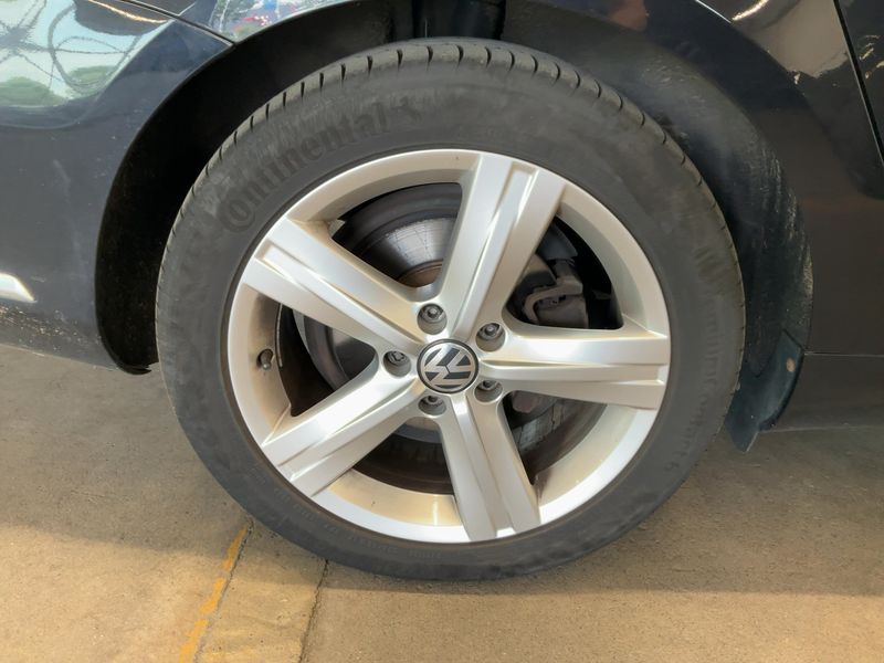 Volkswagen Passat 2.0 TDI Business Edition BlueMotion Tech 2014 – снимка 9