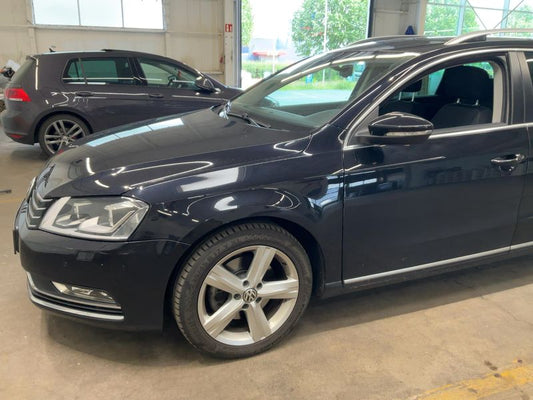 Volkswagen Passat 2.0 TDI Business Edition BlueMotion Tech 2014 – снимка 2