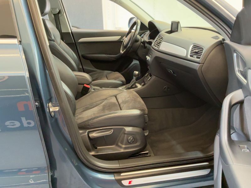 Audi Q3 2.0 TDI quattro Sport 2016 – снимка 16