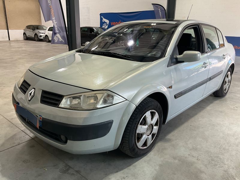 Renault Megane 1.6 Expression Confort 2004 – снимка 1