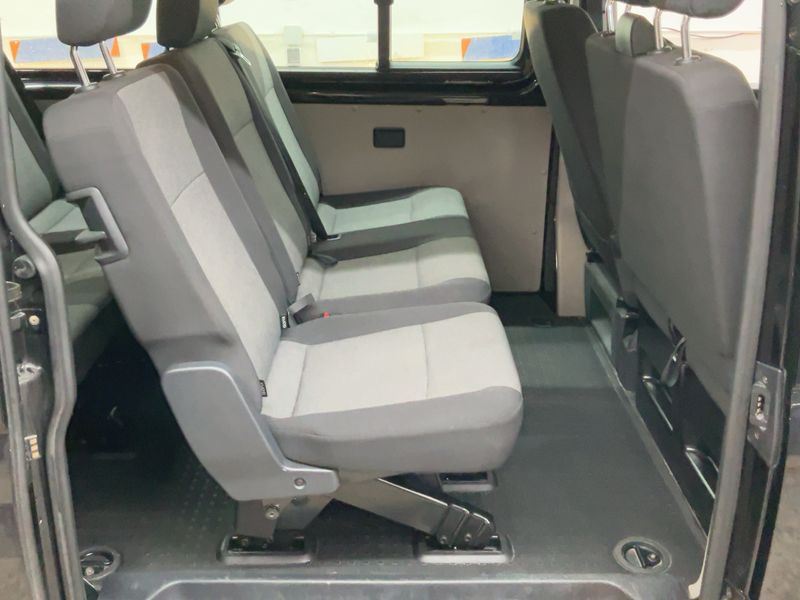 Volkswagen T6 Kombi 2.0 TDI 2019 – снимка 19