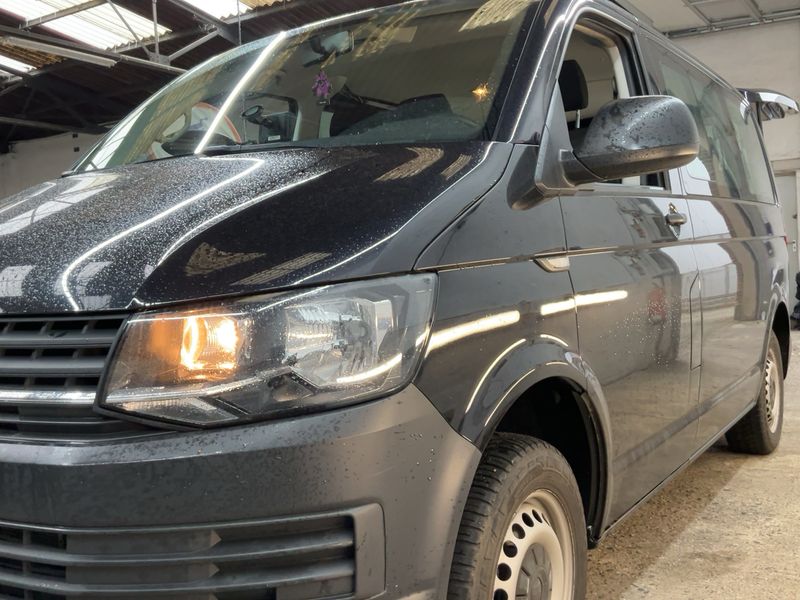Volkswagen T6 Kombi 2.0 TDI 2019 – снимка 2