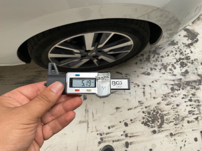 Nissan Micra 0.9 N-Connecta 2018 – снимка 11