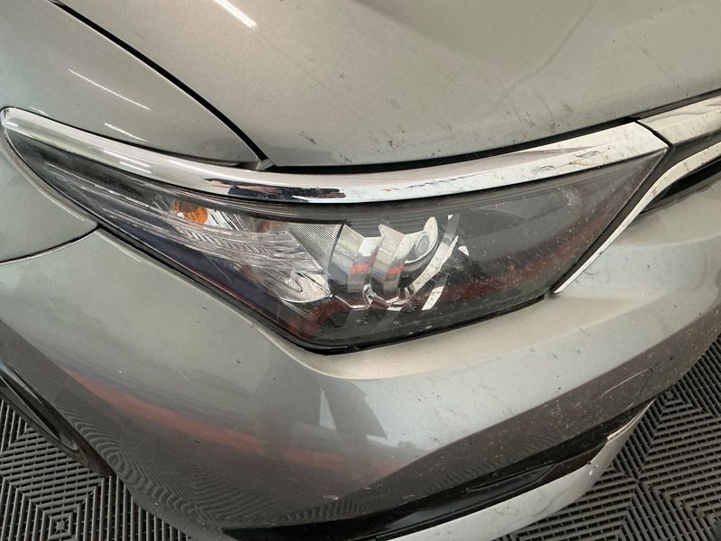 Toyota Auris 1.8 Hybrid Style 2017 – снимка 25