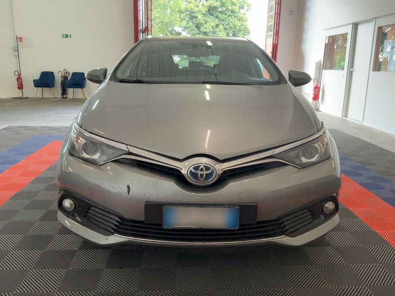 Toyota Auris 1.8 Hybrid Style 2017 – снимка 14
